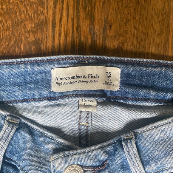 Abercrombie & Fitch Skinny Jeans - Picture 3 of 3